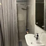 Q Tak Apartman *