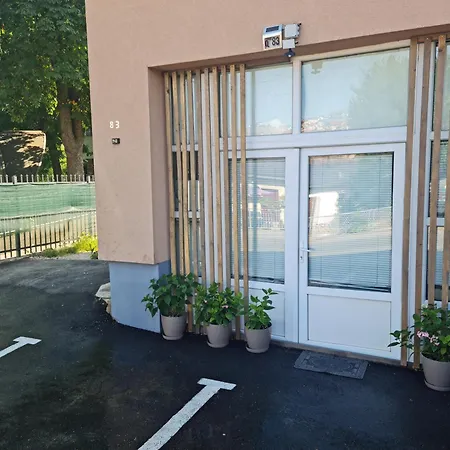 Apartment Q Tak *